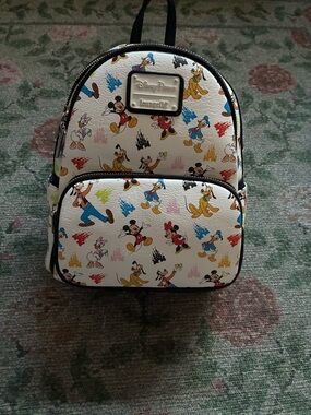 Loungefly Disney Parks Mickey Mouse and Friends mini backpack ♥️